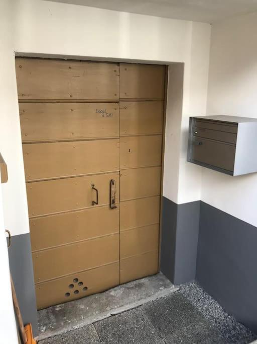 Salgesch La Maisonnette : Charmante Maison Independante מראה חיצוני תמונה